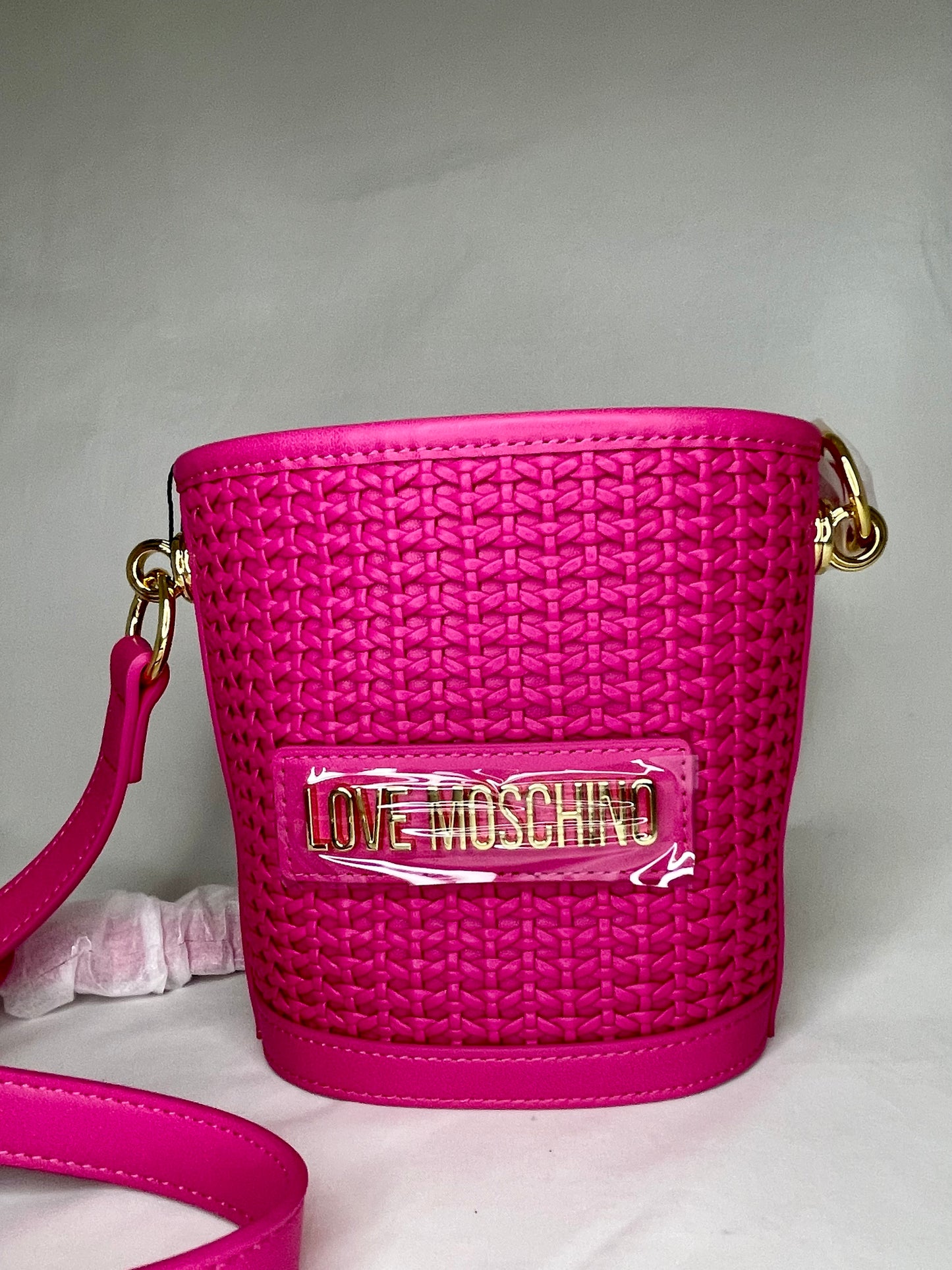 LOVE-MOSCHINO-bucket-crossbag