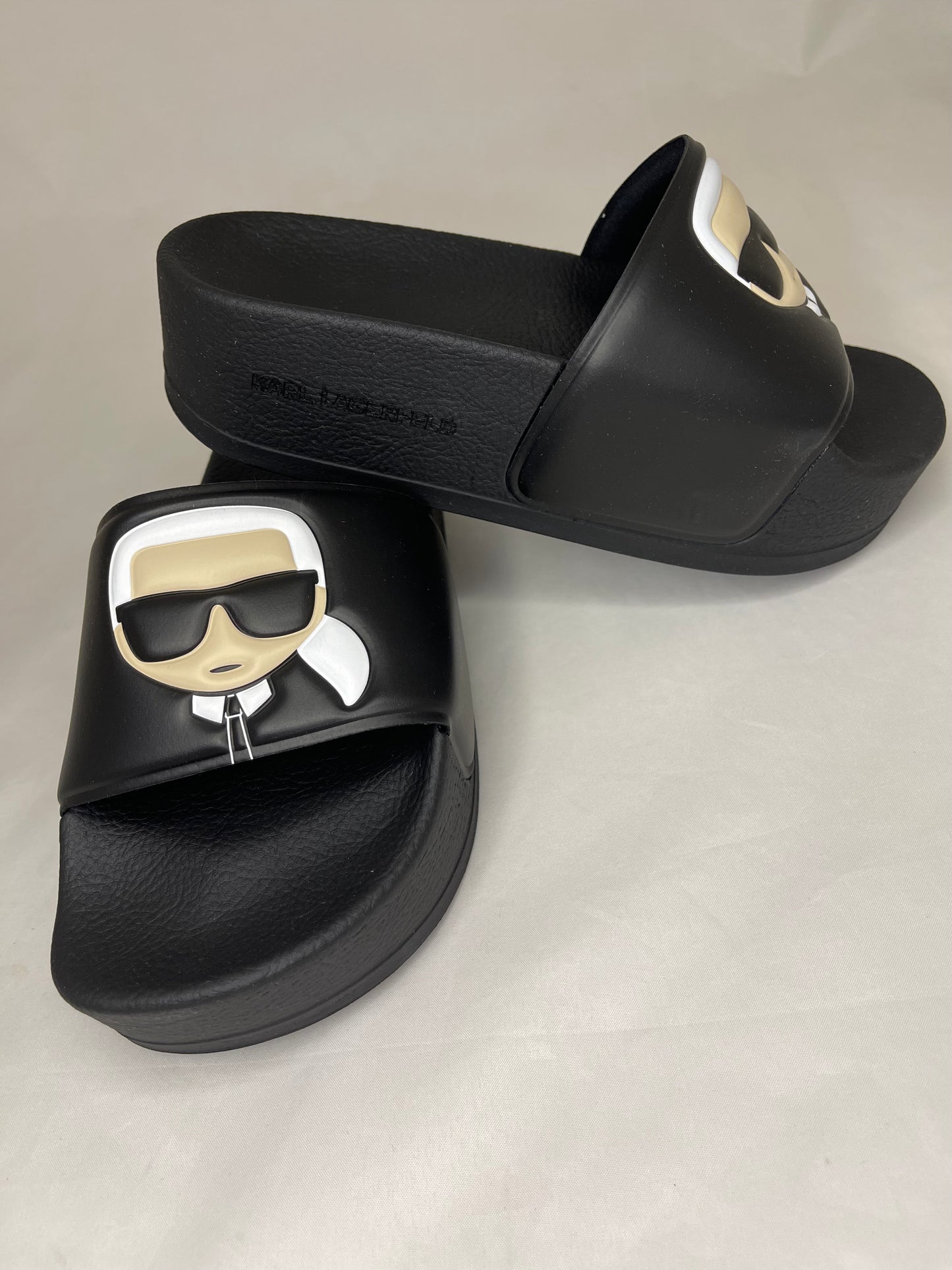 KARL LAGERFELD Ikonik wedge slide