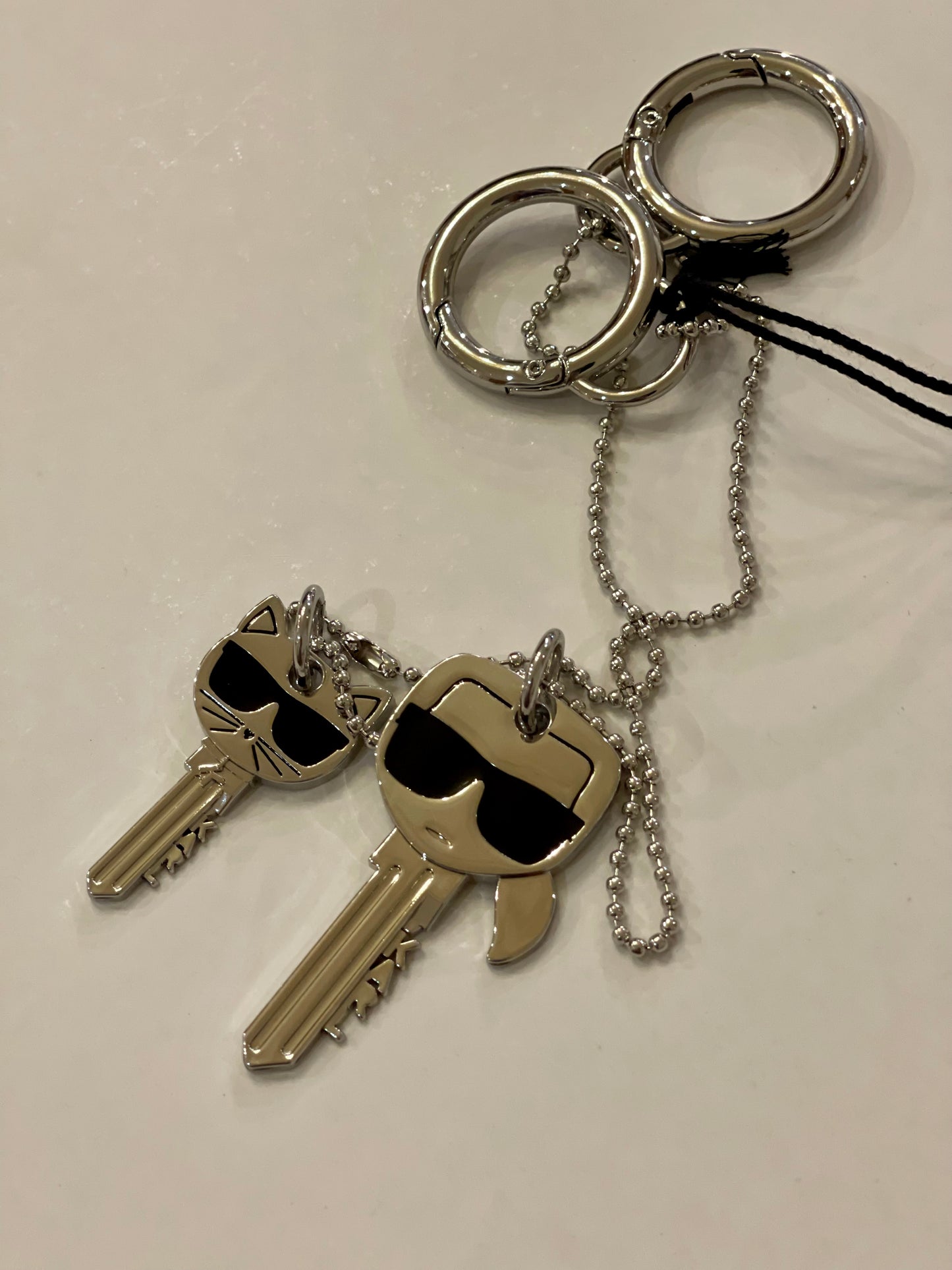 KARL-LAGERFELD-3d-key-keychain